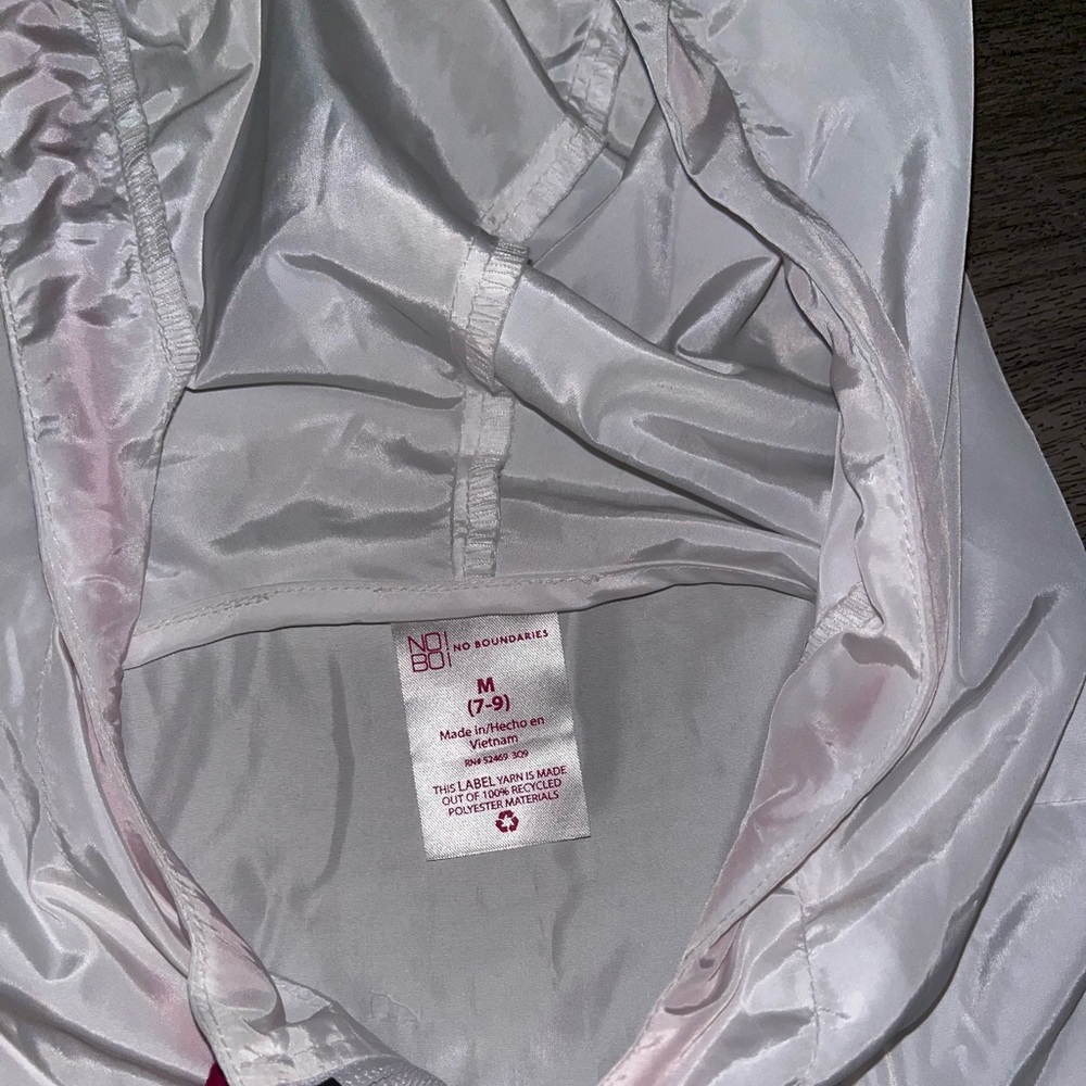 Jackets - Picture 2 of 8